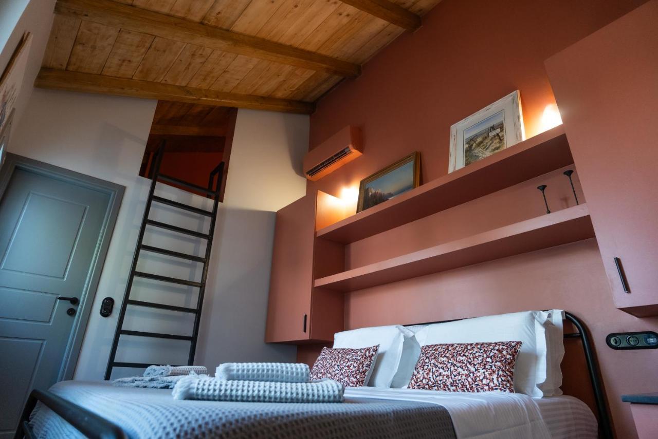 Villa Hermes In Anafiotika Athens ! 外观 照片